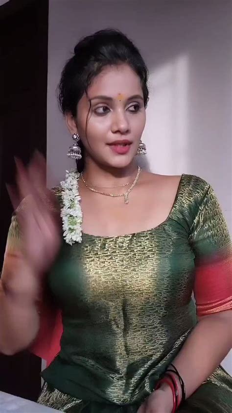 xxx vedio kerala|Mallu Couple First Night Video First Night Sex Kerala Saree First。